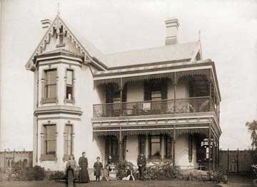 Norfolk Villa in N.S.W. Australia